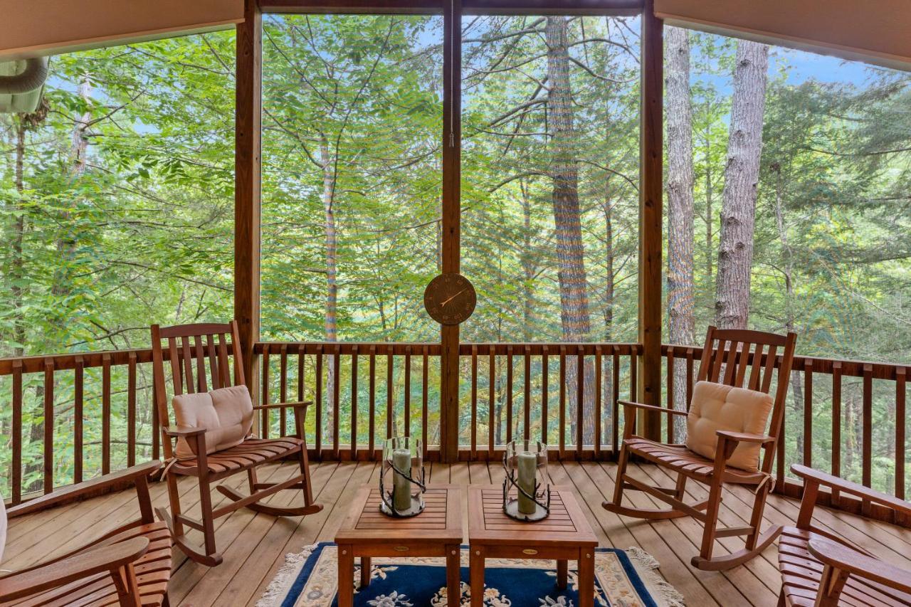 Falling Waters At Rumbling Bald Lake Lure Exterior foto